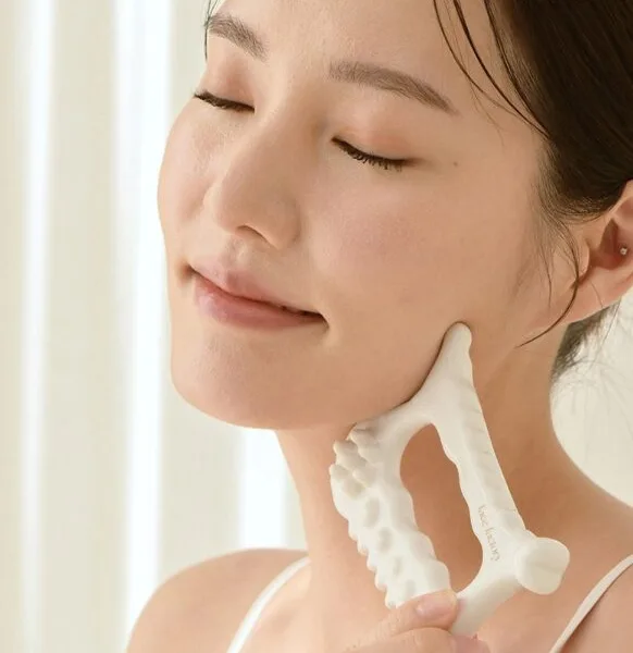 face factory D-Tok Gua Sha Massager White FF21