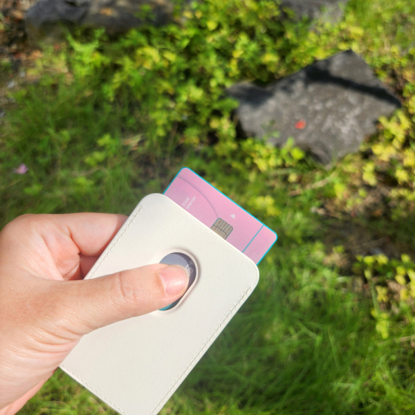 K-Heritage Blue and White Porcelain Card Wallet