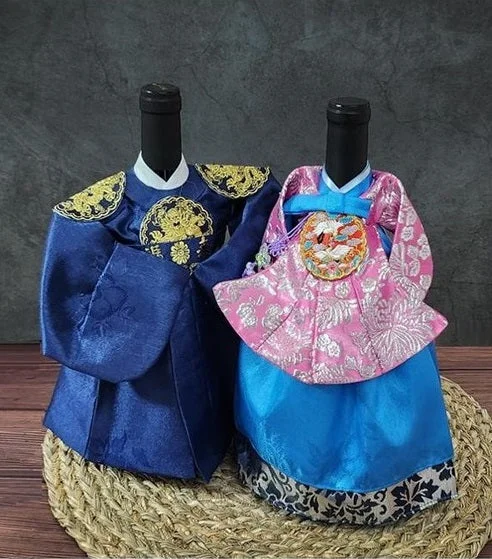 KoreaMinyae Hanbok Wine Cover - Image 5