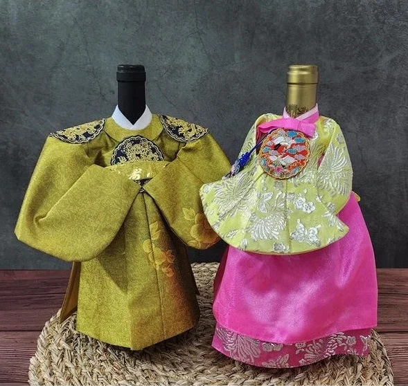KoreaMinyae Hanbok Wine Cover - Image 7