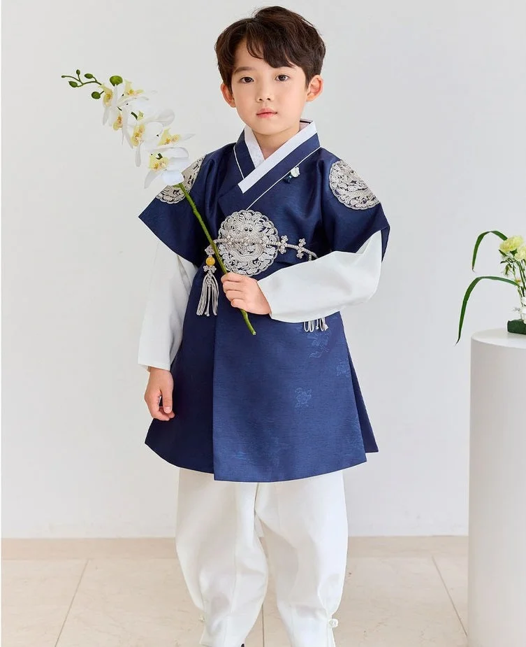 Kiztt Donghae Boy Hanbok - Image 2