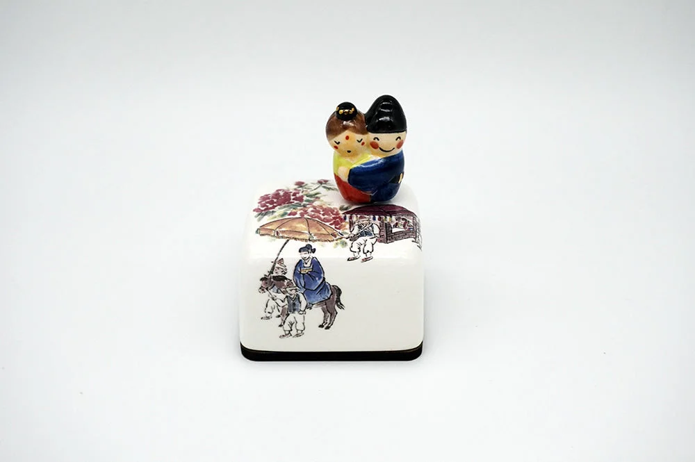 K-Heritage Ceramic Music Box - Groom & Bride - Image 2