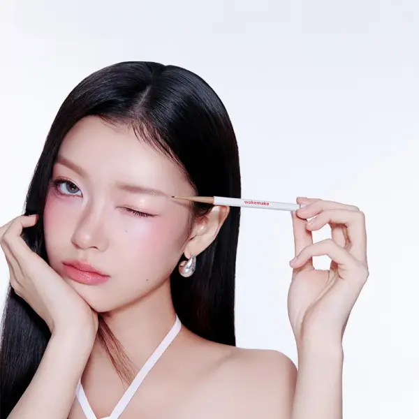 WAKEMAKE Soft Drawing Slim Brow 0.09g