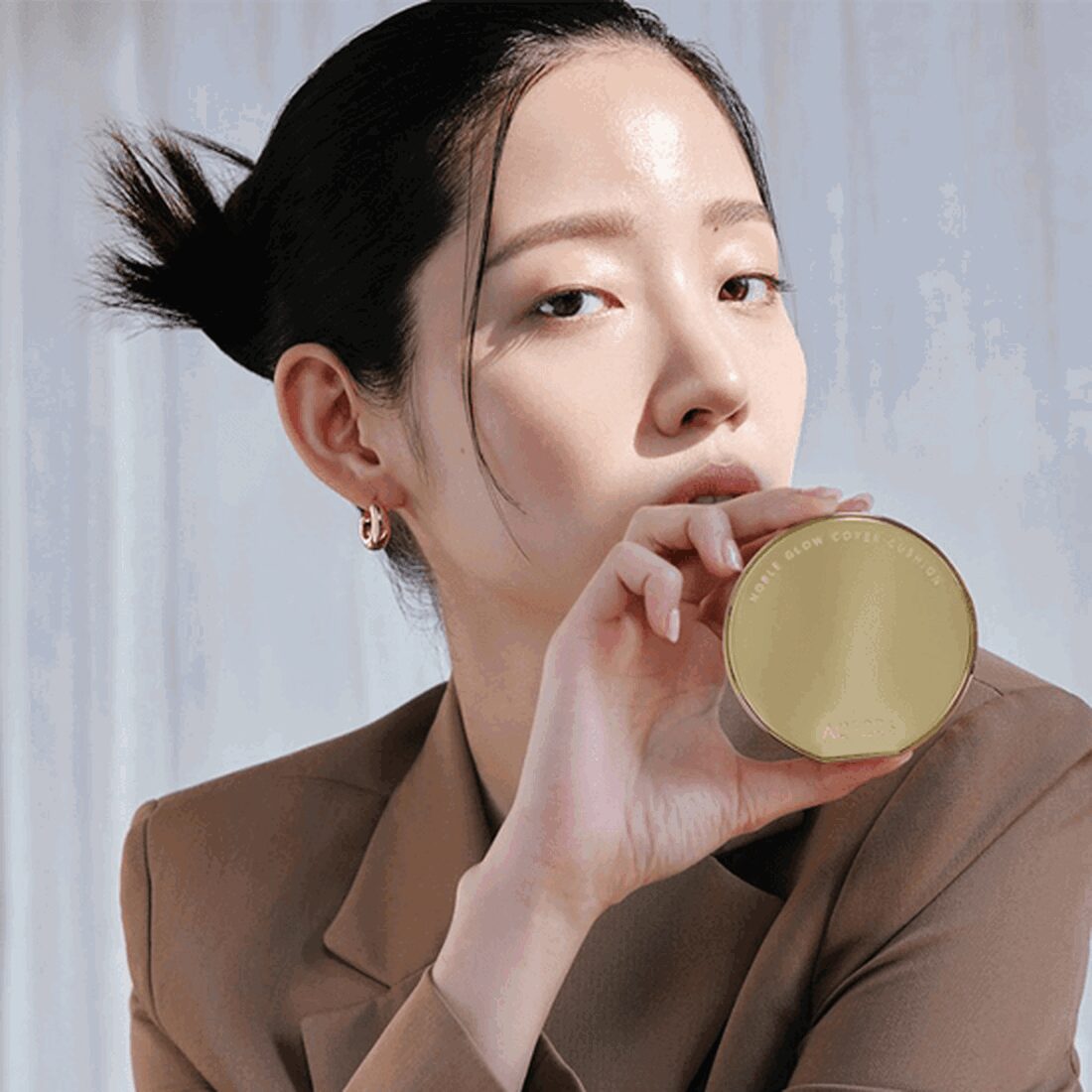 AGE20's Noble Glow Cover Cushion with Refill SPF 40 PA+++ - EmpressKorea