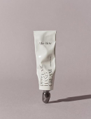 "meta_description": "Luxurious Jasmine Musc hand cream for soft, fragrant skin.",