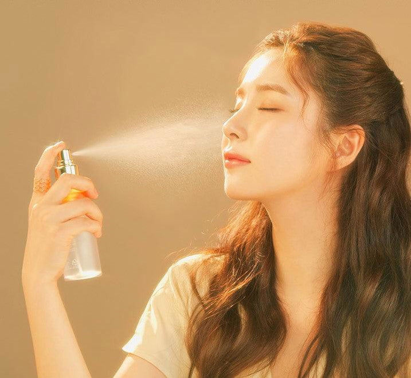 BANILA CO Miss Flower & Mr.Honey Propolis Rejuvenating Ampoule Mist 99ml - EmpressKorea