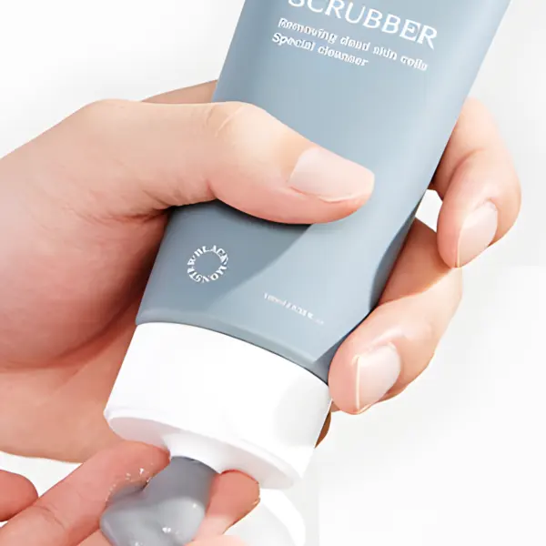 BLACK MONSTER Scrubber 100ml - EmpressKorea