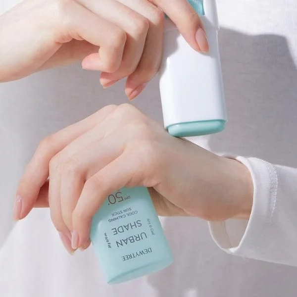 DEWYTREE Urban Shade Cool Calming Sun Stick SPF 50+ PA++++ 20g - EmpressKorea