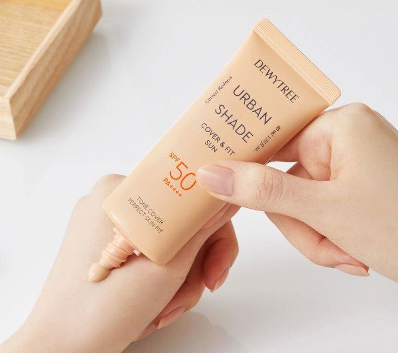 DEWYTREE Urban Shade Cover & Fit Sun SPF 50+ PA++++ 40ml - EmpressKorea