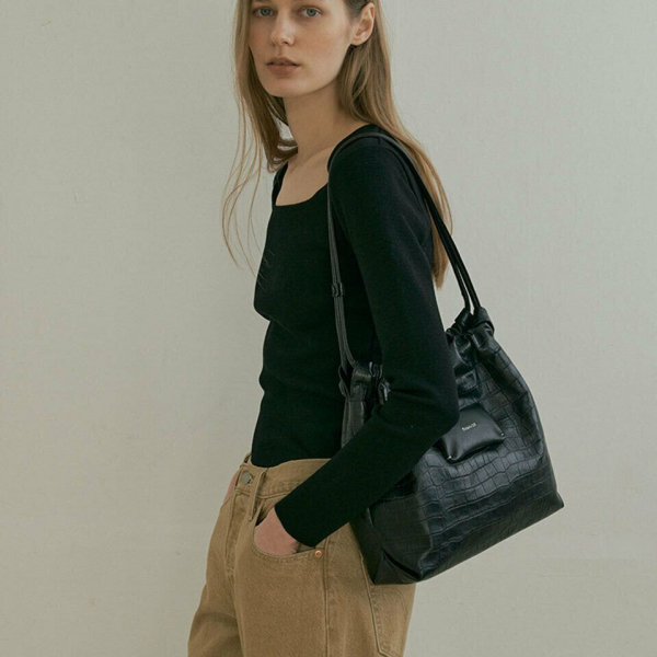 DeMAKER Miel shoulder bag-croco black - EmpressKorea