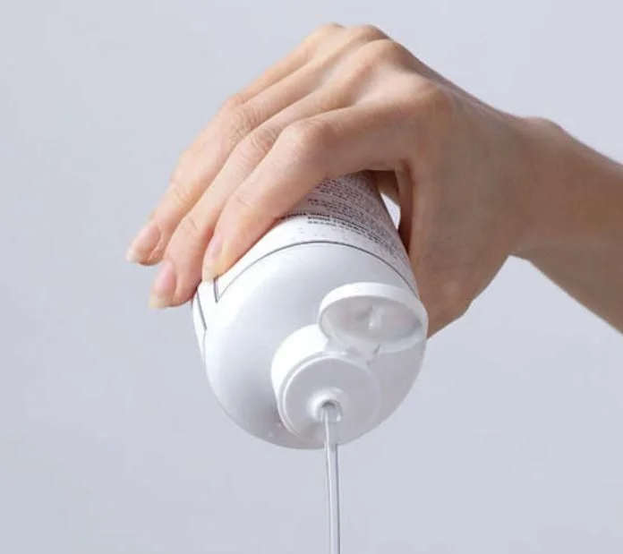 EQQUALBERRY Swimming Pool Toner 300ml - EmpressKorea