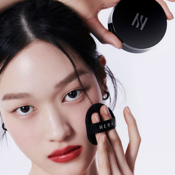 HERA New Black Cushion Foundation 15g + Refill 15g - EmpressKorea