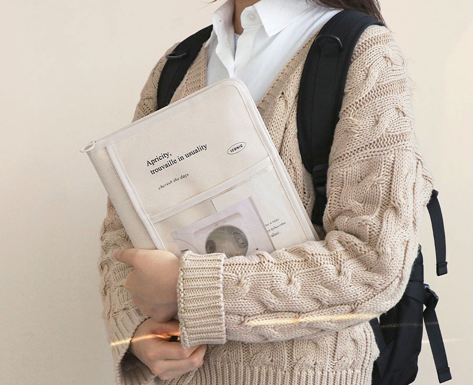 ICONIC Product3 Tablet Book Pouch (11" Air 4 Galaxy Tab) - EmpressKorea