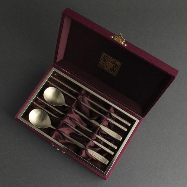 Inspoon Hunminjeongeum Gold Cutlery Set - EmpressKorea