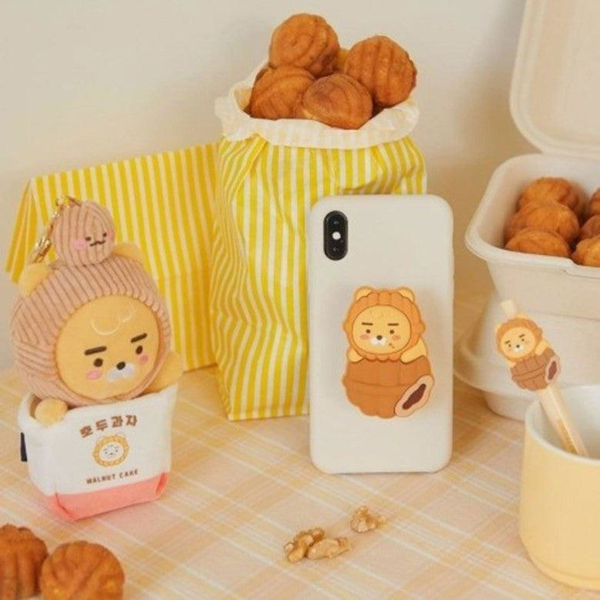 Kakao Friends Walnut Snack Ryan Phone Griptok - EmpressKorea
