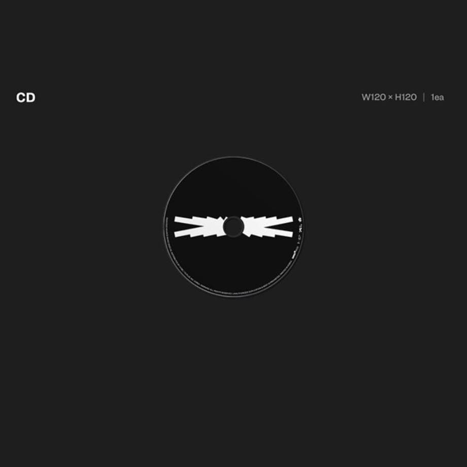 LE SSERAFIM - 1st Mini Album: FEARLESS (Monochrome Bouquet Ver.) - EmpressKorea