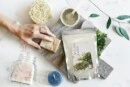 LINDSAY Calming Herbal Modeling Pack 330g - EmpressKorea