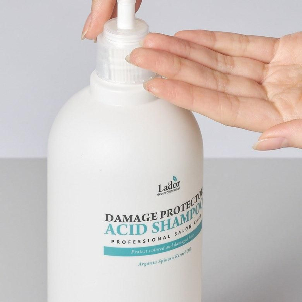 La'dor Damage Protector Acid Shampoo 900ml - EmpressKorea