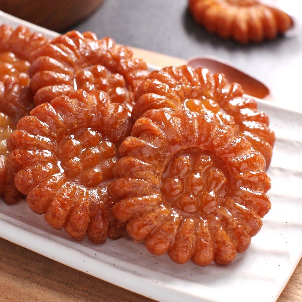 No sugar handmade yakgwa with directly produced agricultural ingredients 100% in a traditional way and sweetened with pumpkin 35g, 40peices - EmpressKorea