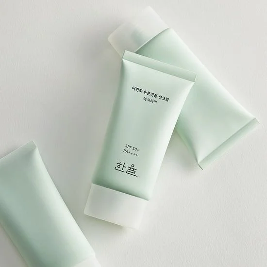 HANYUL Pure Artemisia Watery Calming Sun Cream SPF50+/PA++++ 50ml - EmpressKorea
