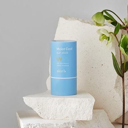 SKIN79 Water Wrapping Moist Cool Sun Stick SPF50+ PA++++ 23g - EmpressKorea