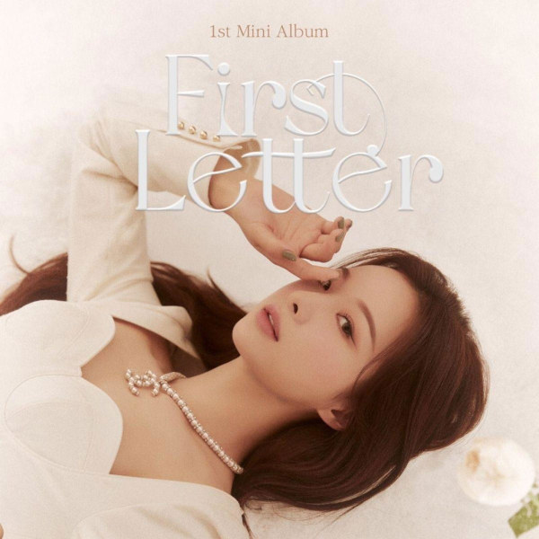 Solji - 1st Mini Album: First Letter - EmpressKorea