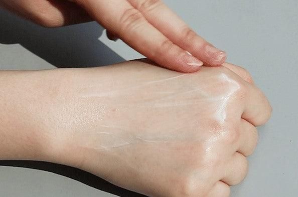 THE LAB by blanc doux Oligo Hyaluronic Acid Sun Essence SPF 50+ PA++++ 40ml - EmpressKorea