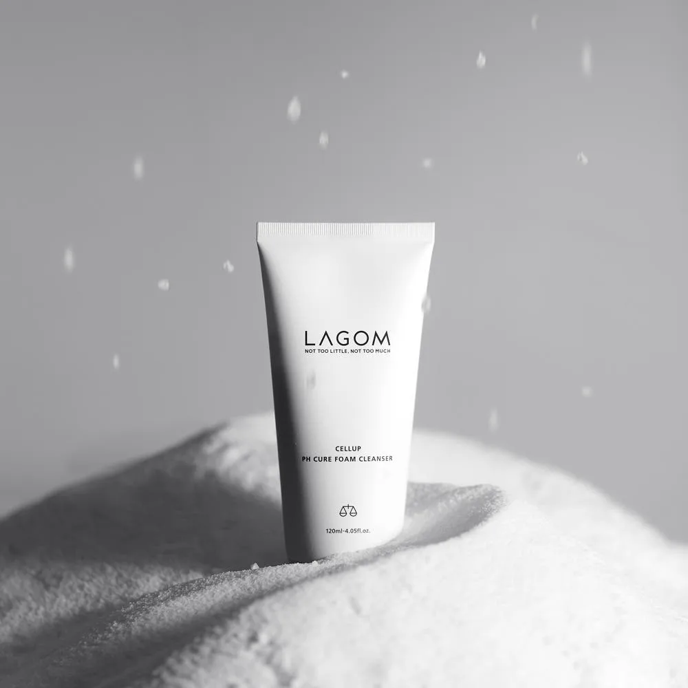 LAGOM Cellup pH Cure Foam Cleanser 120ml - Image 2