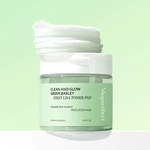 Veganifect Clean and Glow Green Barley First LHA Toner Pad 60pads 140ml