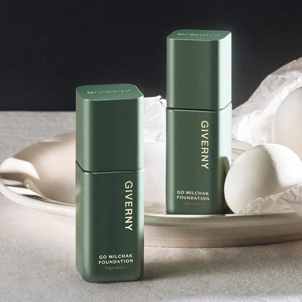 GIVERNY Go Milchak Foundation Singnature 30ml
