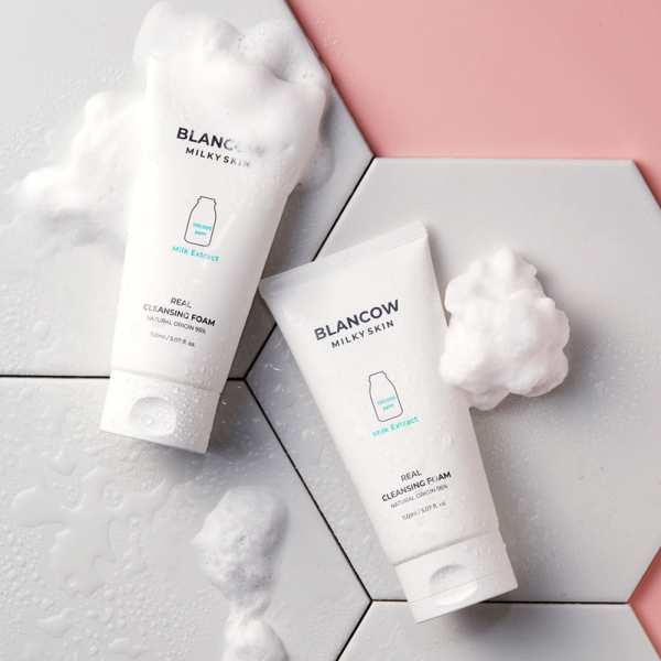 BLANCOW Milky Skin Real Cleansing Foam 150ml