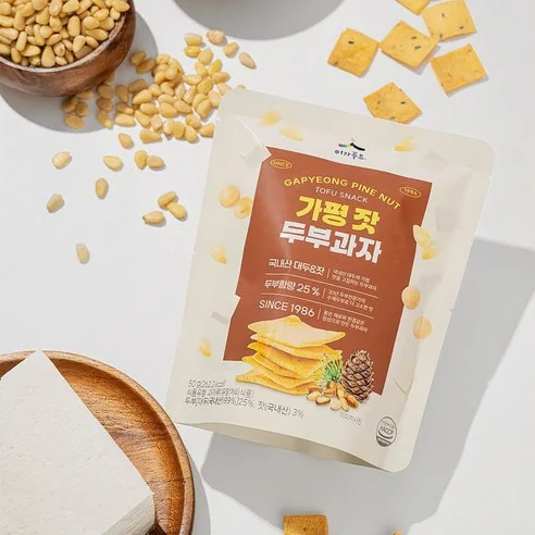 Handmade Tofu Crackers Made with Domestic Soybeans and Gapyeong Pine Nuts 50g*3pack