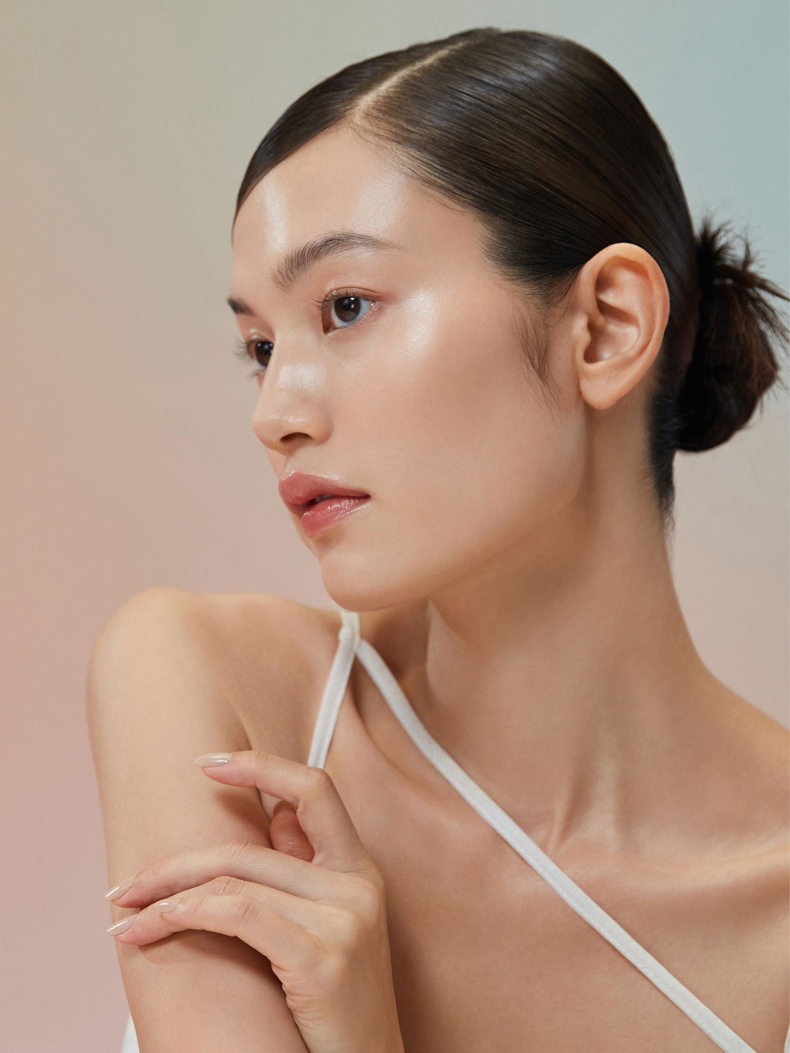 hince [Aurora Edition] Second Skin Glow Cushion SPF 50+ PA++++ 12g - EmpressKorea