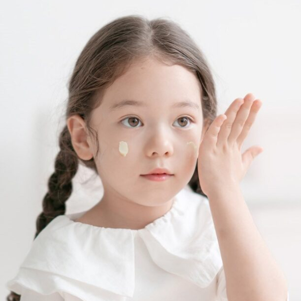 organic ground Non-Nano Mineral Sun Cream for Children SPF50+ PA++++ 50ml - EmpressKorea