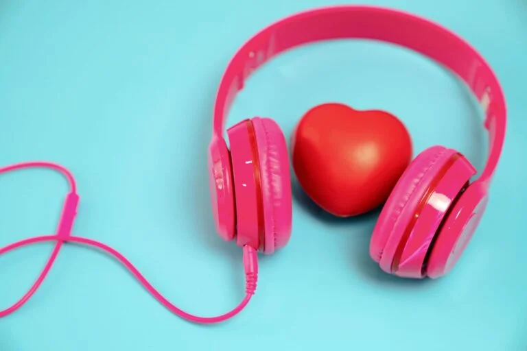 songs-about-falling-in-love-1642536885