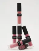 "meta_description": "OVERLOW Smooth Touch Blur Tint offers velvety, lasting color and a soft-focus finish.",