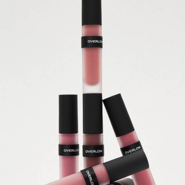 "meta_description": "OVERLOW Smooth Touch Blur Tint offers velvety, lasting color and a soft-focus finish.",