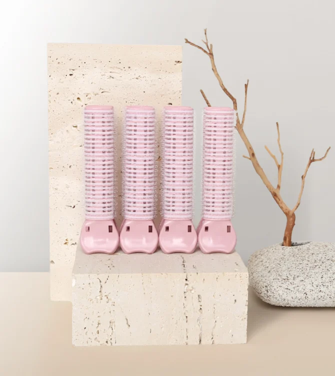 "meta_description": "Boost root volume instantly with our heat-free GLOSS&GLOW Hair Roll Clip. Easy volume booster!",
