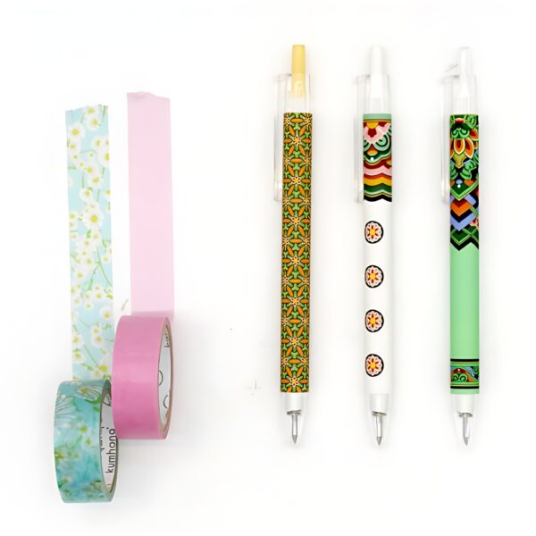 "meta_description": "Korean Souvenir: K-Heritage Dancheong Gel Pen offers cultural elegance meets writing excellence.",