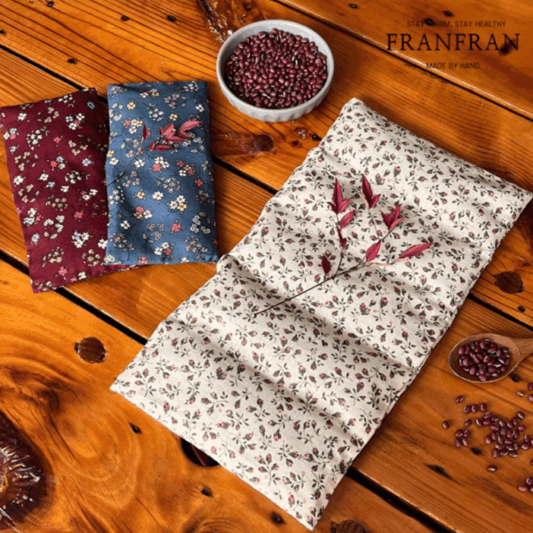 "meta_description": "Eco-friendly wellness with natural warmth from FRANFRAN's Red Bean Steaming Pack.",