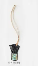 Brush holder