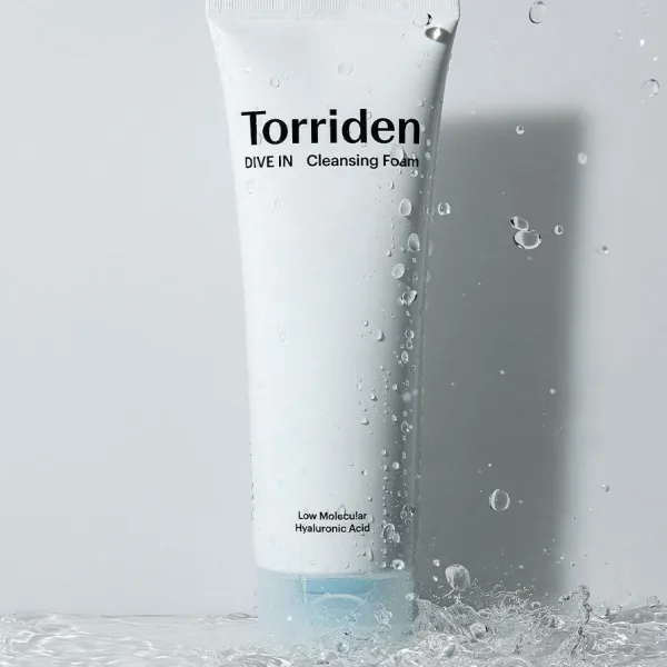 Torriden DIVE-IN Low Molecular Hyaluronic Acid Cleansing Foam 150ml - EmpressKorea