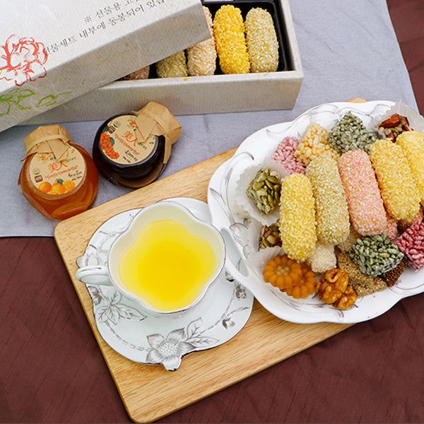 Traditional Korean sweets Jeju liquid tea mixed gift set A type 650g + wrapping cloth set, 1 set - EmpressKorea