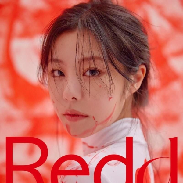 Whee In - 1st Mini Album: Redd - EmpressKorea