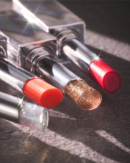 "meta_description": "Glint by VDIVOV Glow Lip Balm offers a radiant watercolor tint with moisturizing benefits for luminous lips.",