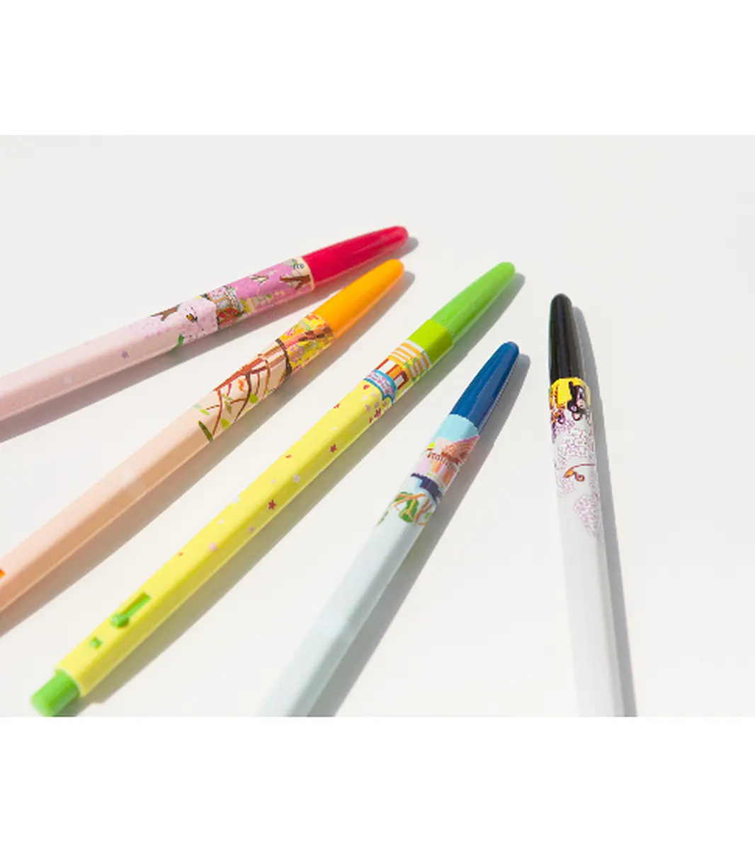 K-Heritage Palace Viewed from a Unique Perspective Color Pens - Collectibles & Memorabilia - View 3