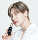 "meta_description": "Stay protected with AHC's soothing sunscreen spray. Perfect for outdoor lifestyles.",