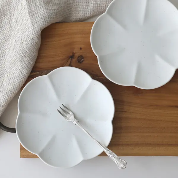 Kim Min-jung Pure Flower Plate M