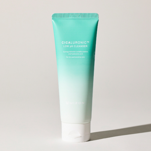MIZON Cicaluronic pH Balanced Cleanser 120ml