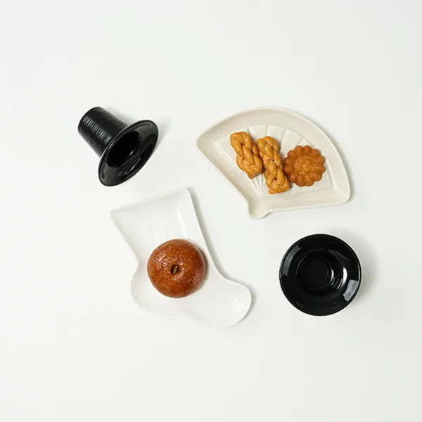 Scholar(Seonbi)’s Elegance Ceramic Set (4 pcs)
